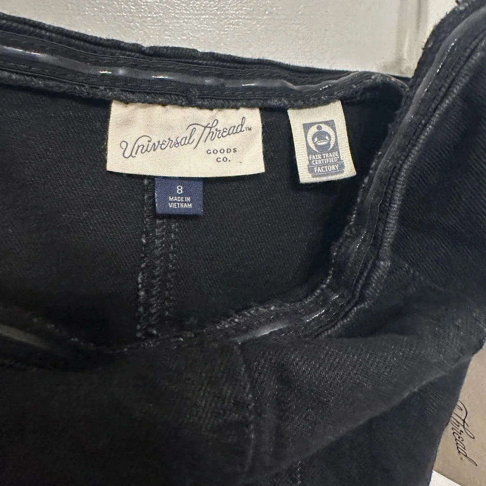 NWT Women’s Universal Threads Black Denim Strapless Dress
Size 8 - Picture 4 of 4